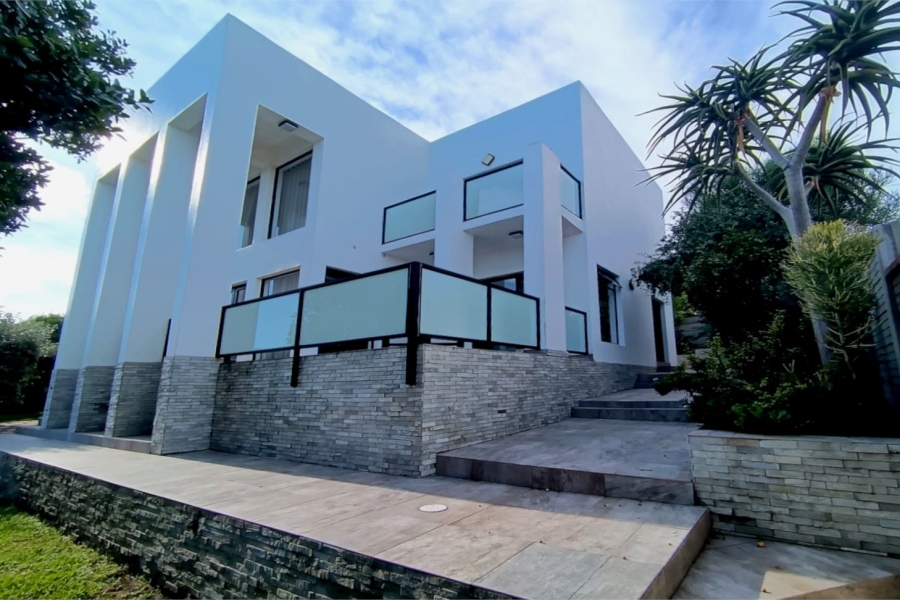 4 Bedroom Property for Sale in Seaview Eastern Cape